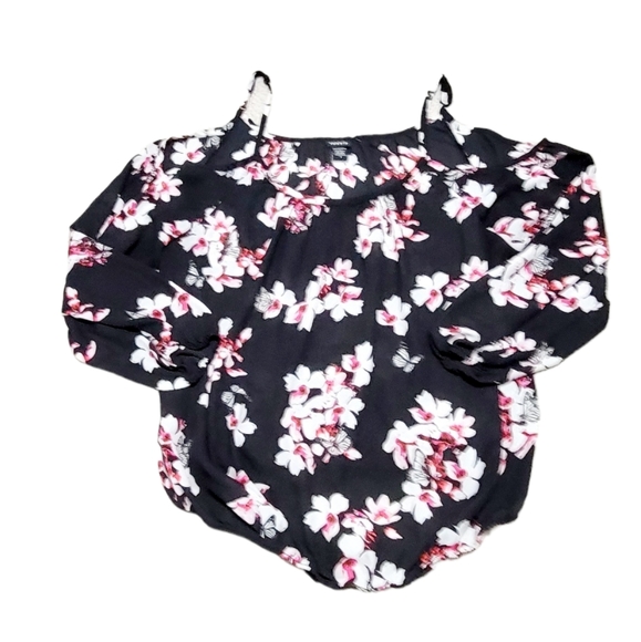 Torrid Floral Print Georgette‎ Cold Shoulder Blouse Size 3 - Picture 2 of 10